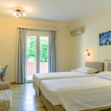 Fulvia Apartments Kassiopi Buitenkant foto